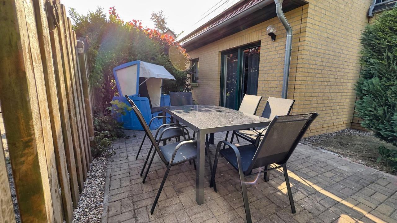 Ferienhaus Zum Findling Goehren (Ruegen) Exterior foto